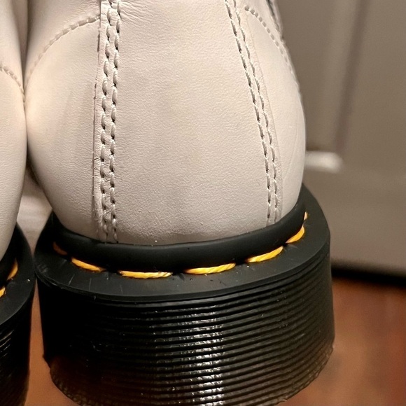 DR. MARTENS white leather 1460 twin zipper boots. Size 5 NWOT - Picture 8 of 12